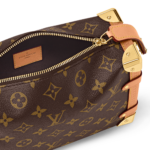 louis-vuitton-side-trunk-mm-M46358_PM2_Front20view.png